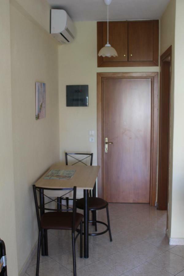 Paralia Ofriniou Gr Sunrise Apartments 3 Exterior foto